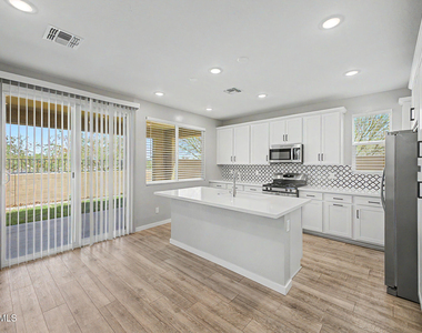 17797 W Cassia Way - Photo Thumbnail 8
