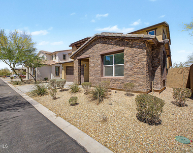 17797 W Cassia Way - Photo Thumbnail 2