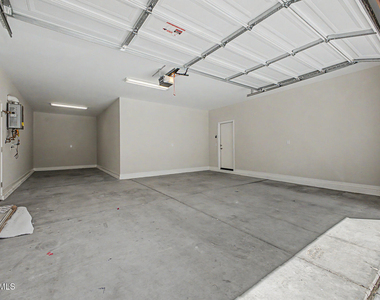 17797 W Cassia Way - Photo Thumbnail 32