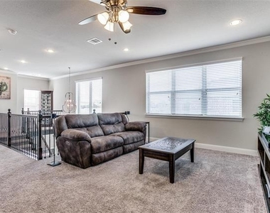 3901 Bentley Drive - Photo Thumbnail 19