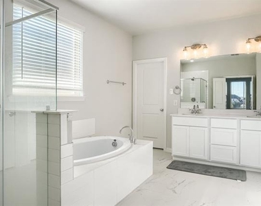 1309 Buttercup Road - Photo Thumbnail 23