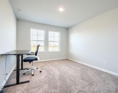 1309 Buttercup Road - Photo Thumbnail 33