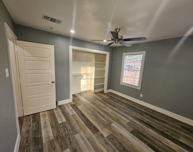 4117 S Marsalis Avenue - Photo Thumbnail 10