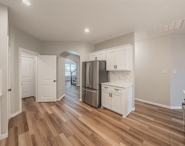 412 Hideaway Road - Photo Thumbnail 15
