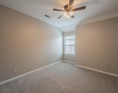 412 Hideaway Road - Photo Thumbnail 34