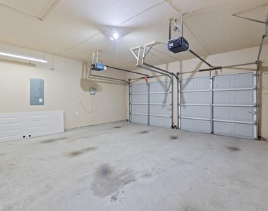 9716 Mulligan Drive - Photo Thumbnail 18