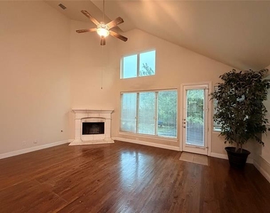 14112 Sparrow Hill Drive - Photo Thumbnail 4