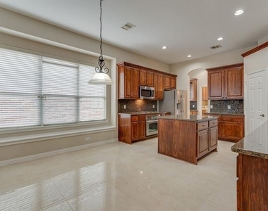 2746 Nightwind Court - Photo Thumbnail 7