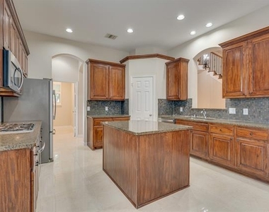 2746 Nightwind Court - Photo Thumbnail 5