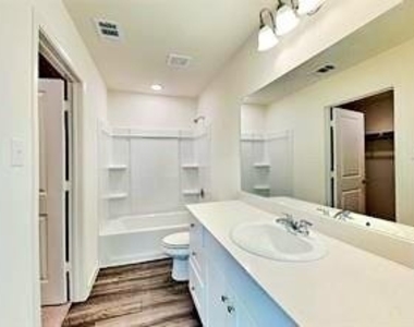4413 Marsh Hawk Drive - Photo Thumbnail 4