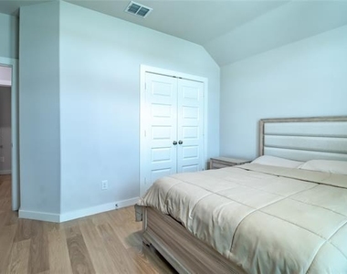 2122 Mossfield Lane - Photo Thumbnail 18