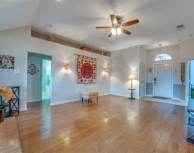 7701 Gillon Drive - Photo Thumbnail 3