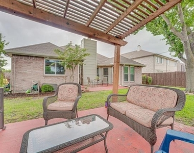 7701 Gillon Drive - Photo Thumbnail 17