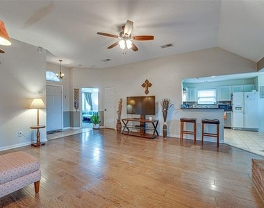 7701 Gillon Drive - Photo Thumbnail 4