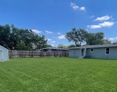 217 Terry Road - Photo Thumbnail 12