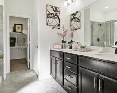4208 Wood River Trail - Photo Thumbnail 30