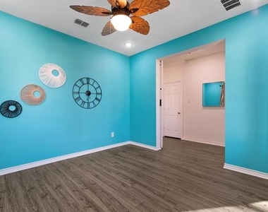 4208 Wood River Trail - Photo Thumbnail 26