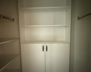 2104 Hubbard Park Lane - Photo Thumbnail 22