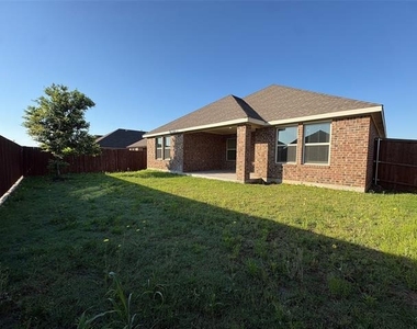 610 Union Drive - Photo Thumbnail 1