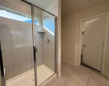 610 Union Drive - Photo Thumbnail 19