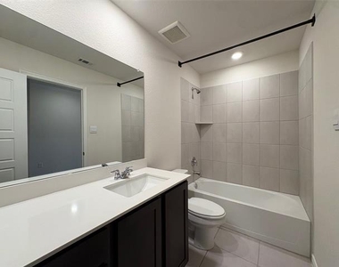 610 Union Drive - Photo Thumbnail 24