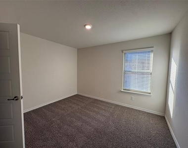 610 Union Drive - Photo Thumbnail 29