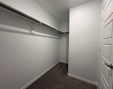 610 Union Drive - Photo Thumbnail 22