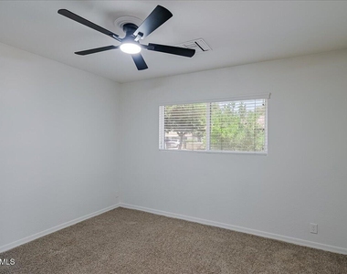 536 N Cheri Lynn Drive - Photo Thumbnail 14
