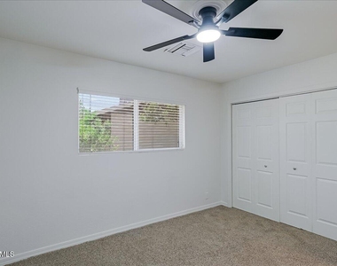 536 N Cheri Lynn Drive - Photo Thumbnail 15