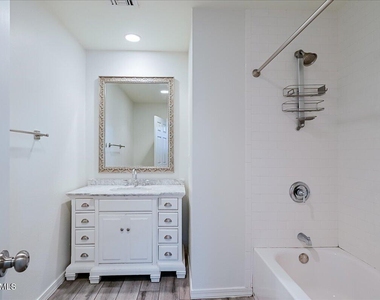 536 N Cheri Lynn Drive - Photo Thumbnail 22