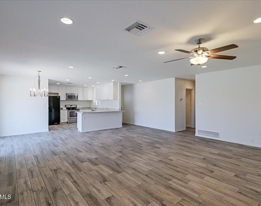 536 N Cheri Lynn Drive - Photo Thumbnail 7