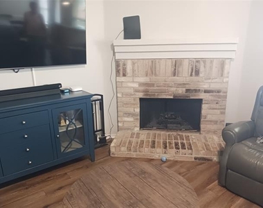 1509 Leeward Lane - Photo Thumbnail 4
