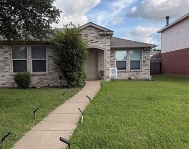 1509 Leeward Lane - Photo Thumbnail 1