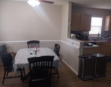 1509 Leeward Lane - Photo Thumbnail 3