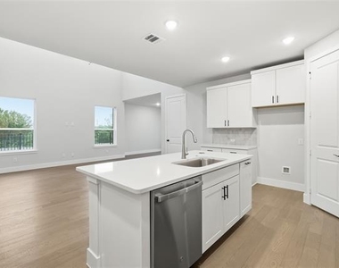 7281 Confetti Lane - Photo Thumbnail 16