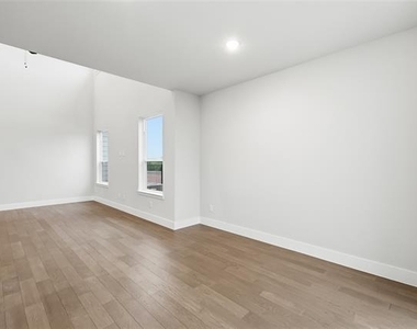 7281 Confetti Lane - Photo Thumbnail 26
