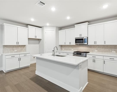 7281 Confetti Lane - Photo Thumbnail 15