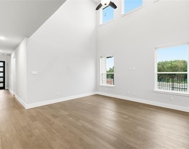 7281 Confetti Lane - Photo Thumbnail 17