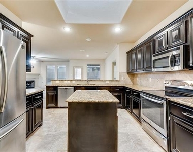 15825 Carlton Oaks Drive - Photo Thumbnail 7
