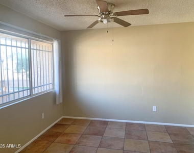2804 N 43rd Avenue - Photo Thumbnail 5