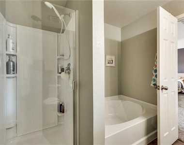 1210 Augustin Drive - Photo Thumbnail 18