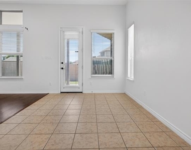 8728 Maple Ridge Trail - Photo Thumbnail 16