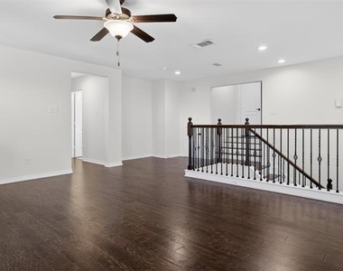 8728 Maple Ridge Trail - Photo Thumbnail 25