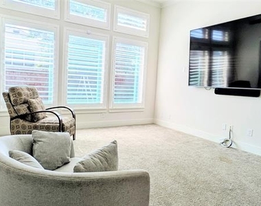8933 Frostweed Road - Photo Thumbnail 15