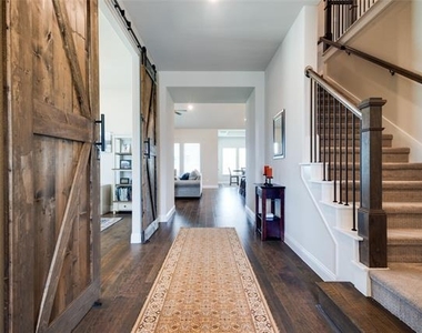 11112 Lacey Oak Ridge - Photo Thumbnail 6