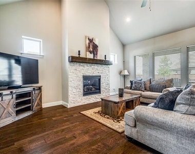 11112 Lacey Oak Ridge - Photo Thumbnail 9