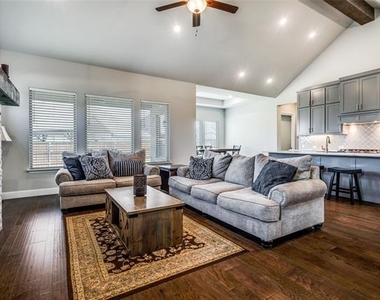 11112 Lacey Oak Ridge - Photo Thumbnail 10