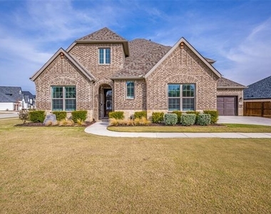 11112 Lacey Oak Ridge - Photo Thumbnail 1