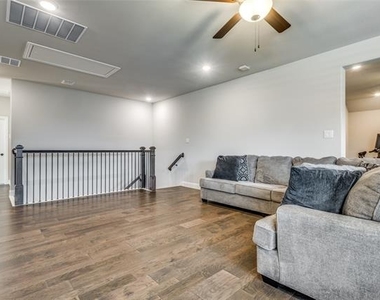 11112 Lacey Oak Ridge - Photo Thumbnail 30