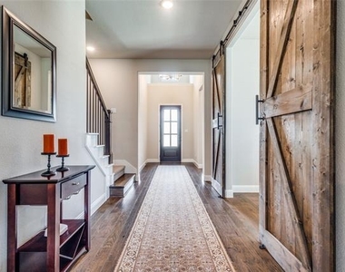 11112 Lacey Oak Ridge - Photo Thumbnail 5